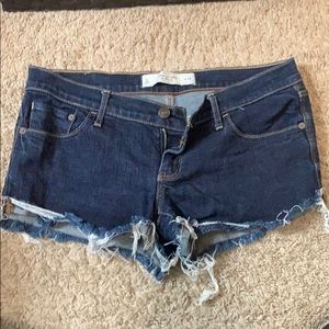Cut off jean shorts